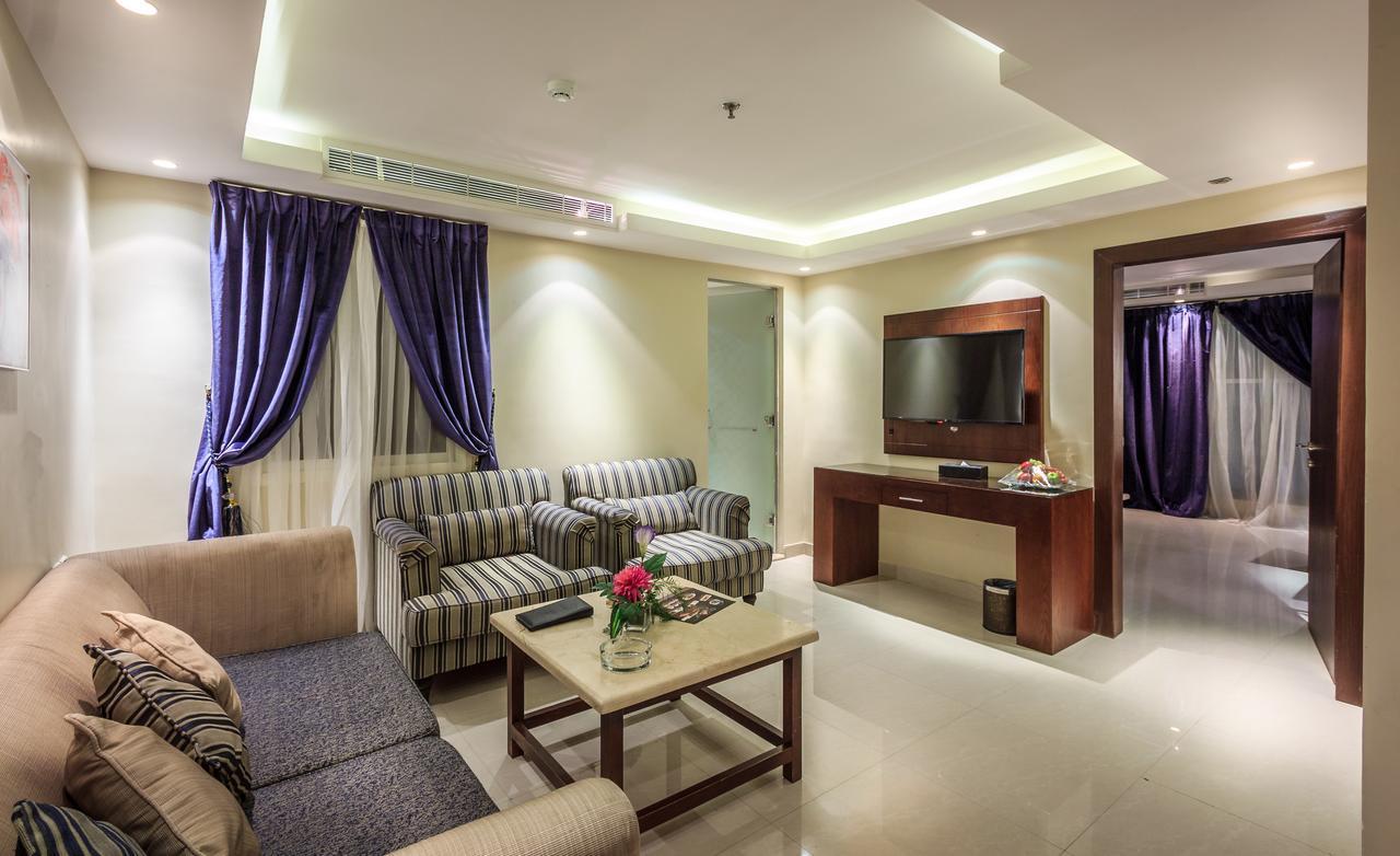 Al Muhaidb Al Olaya Suites Ar Riyad Esterno foto