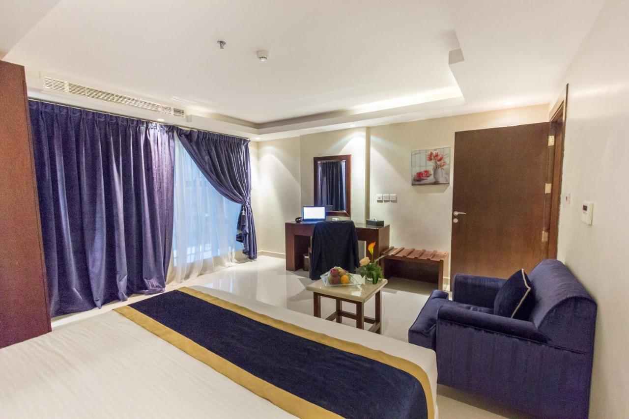 Al Muhaidb Al Olaya Suites Ar Riyad Esterno foto